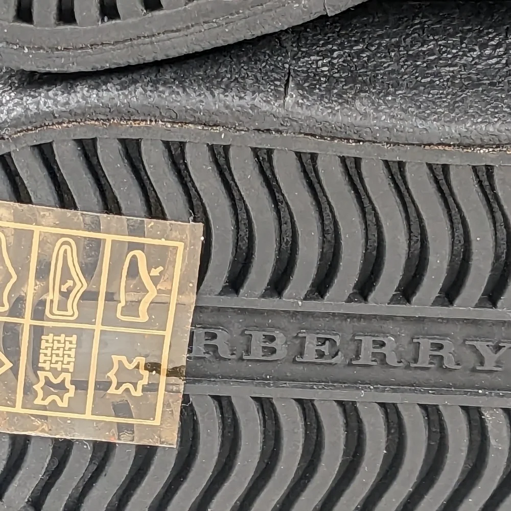 BURBERRY Girls Check Suede Leather Zip  Black Winter Boots New W/O Tags Size 23